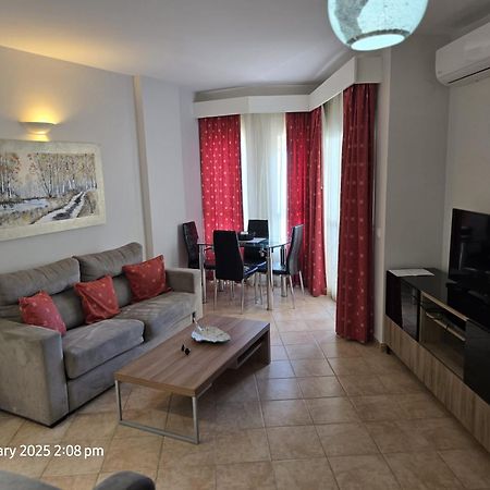 Benal Beach Apartments Málaga Eksteriør bilde